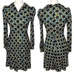 Vintage Ladies Fashion Renown 70s Butterfly Collar Diamond Puff Sleeve Dress